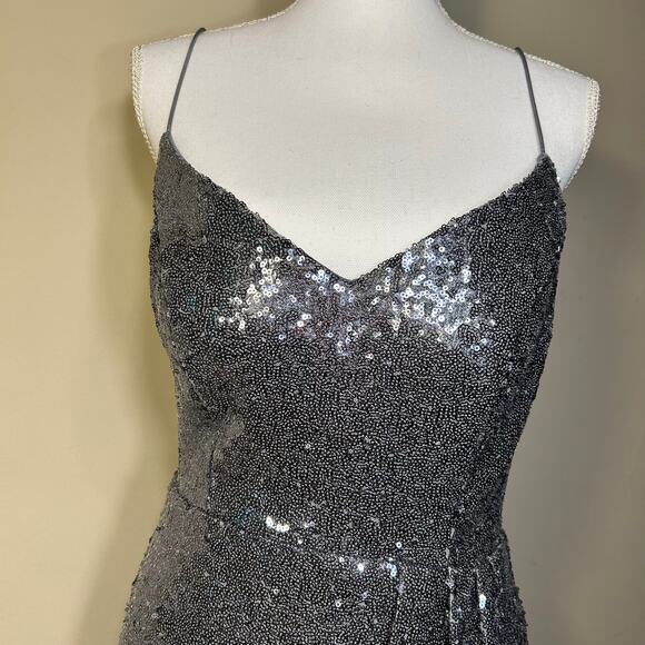B. Darlin , V-neck, Spaghetti Strap Sequin Mini Dress-Size 11/12 - Picture 3 of 16